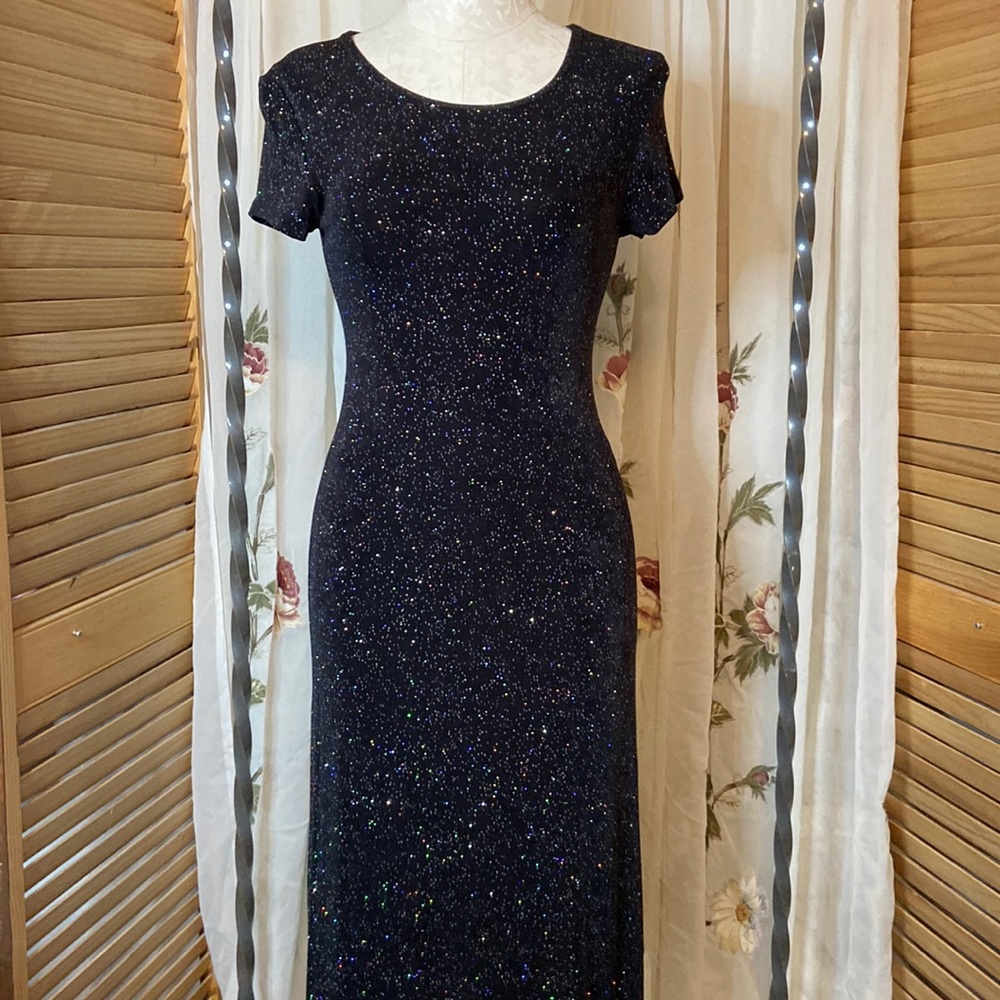 EUC All That Jazz Maxi dress. Size small, multi color shimmering specs.